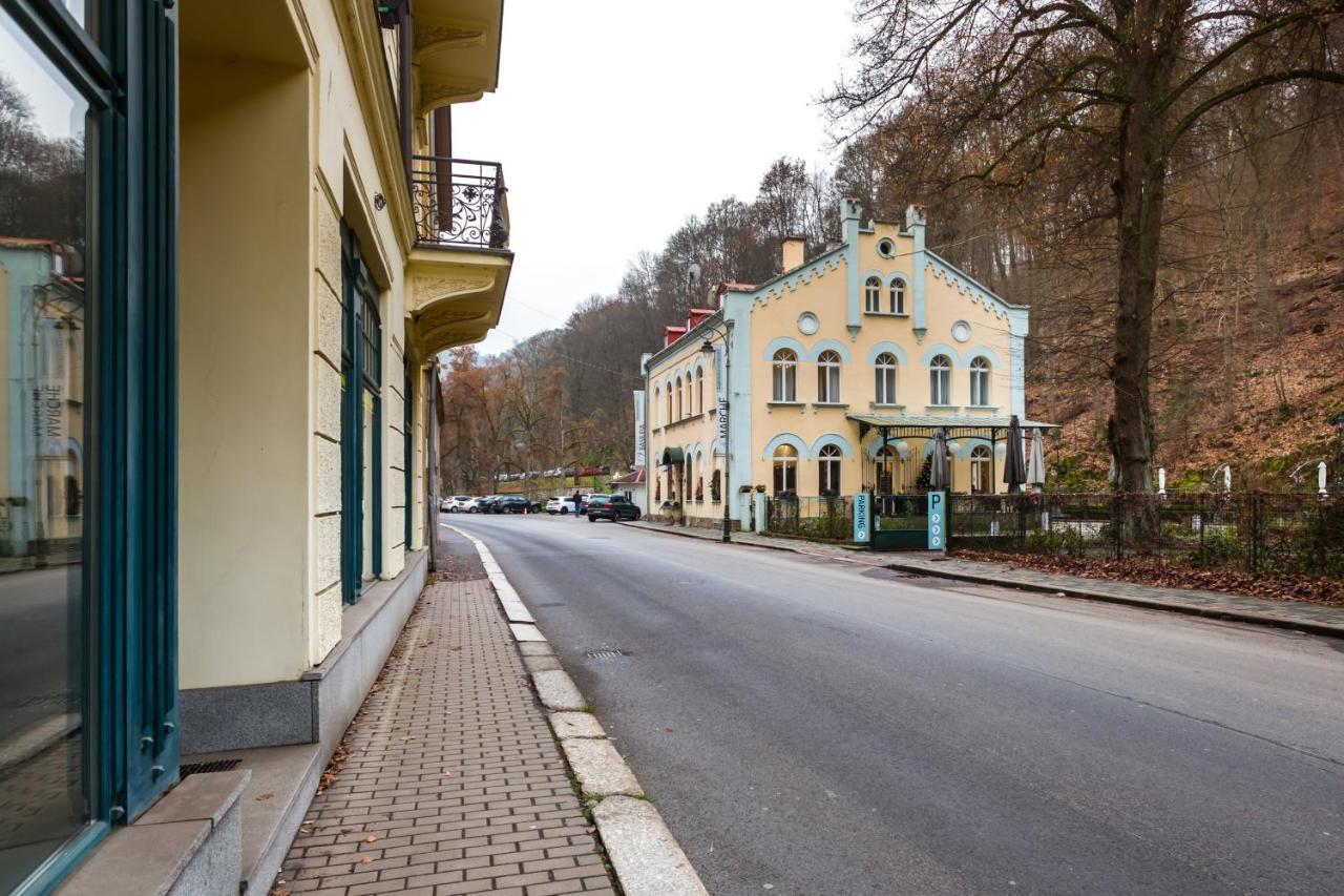 Apartma Linda 1880 Karlsbad Eksteriør billede